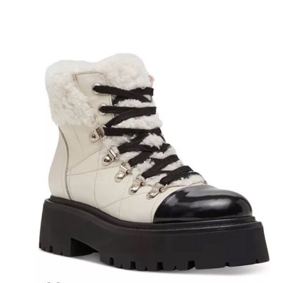 Steve Madden Color block Bone/Black Leather Lace Up
Boots(Size 8) - Picture 2 of 9